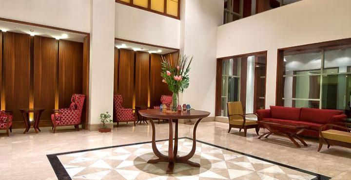 The Golden Plaza Hotel Panchkula Exterior foto